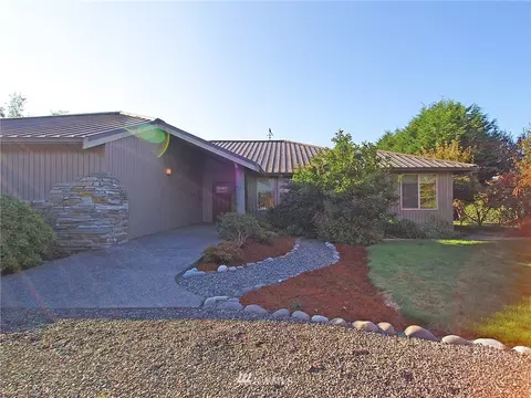 20 Day Ln, Sequim, WA 98382 photo 1