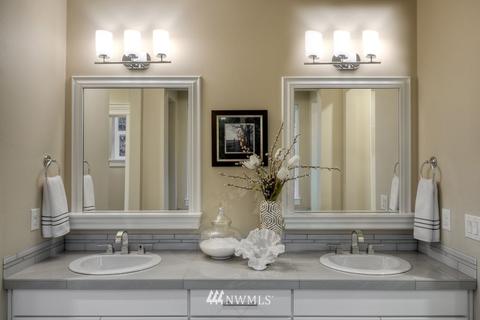 10820 NE 190th Pl, Bothell, WA 98011 photo 3