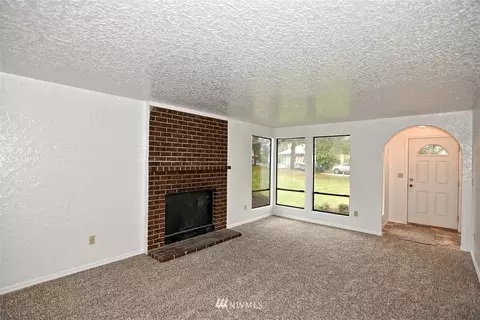 9021 5th Pl W, Everett, WA 98204 photo 2