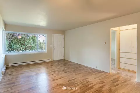 4951 Glacier Ln, Everett, WA 98203 photo 5