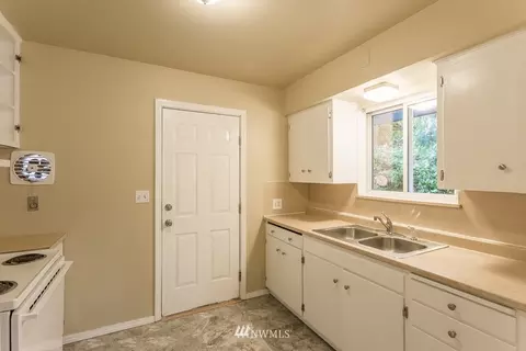 4951 Glacier Ln, Everett, WA 98203 photo 7
