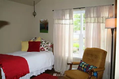 1261 Thornton Dr, Sequim, WA 98382 photo 12