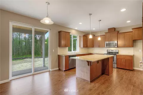 402 Buell St SW, Orting, WA 98360 photo 6