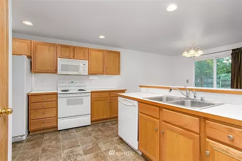 21410 1st Ave W, Bothell, WA 98021 photo 12