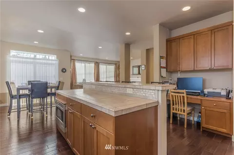 304 204th Pl SE, Bothell, WA 98012 photo 12