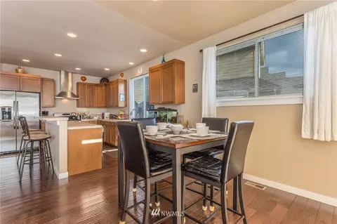 304 204th Pl SE, Bothell, WA 98012 photo 13