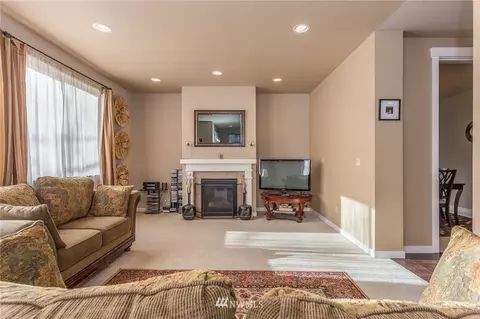 304 204th Pl SE, Bothell, WA 98012 photo 6