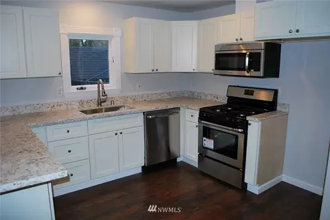 3219 Kromer Ave, Everett, WA 98201 photo 3