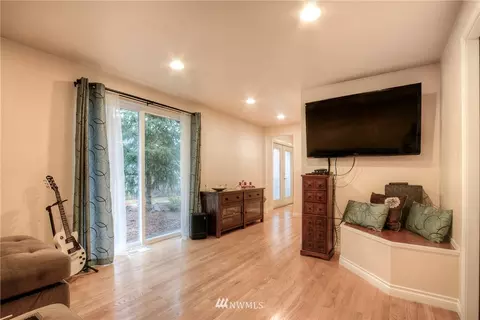 19523 2nd Ave SE, Bothell, WA 98012 photo 18