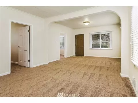 2710 21st St, Everett, WA 98201 photo 2