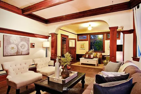 701 23rd Ave E, Seattle, WA 98112 photo 5