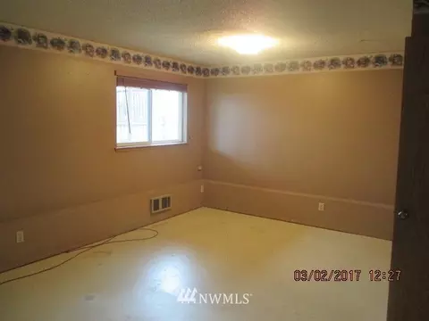 305 Bowlin Ave NE, Orting, WA 98360 photo 11