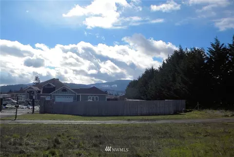 480 Grey Fox Rd, Sequim, WA 98382 photo 2