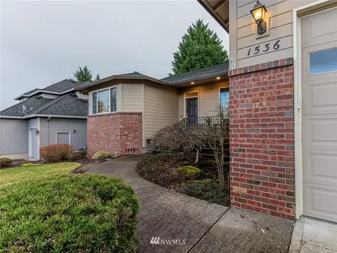 1536 NW 33rd Way, Camas, WA 98607 photo 2