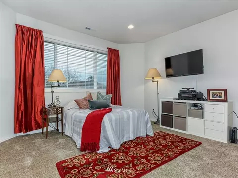 1536 NW 33rd Way, Camas, WA 98607 photo 5