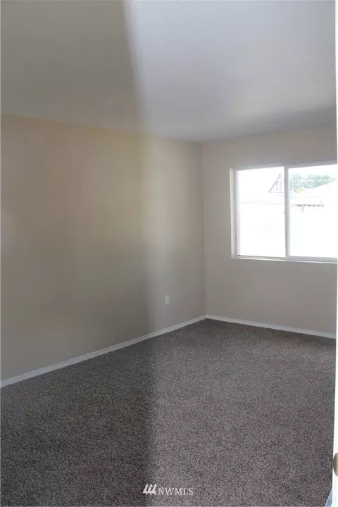 154 16th Ave, Longview, WA 98632 photo 2