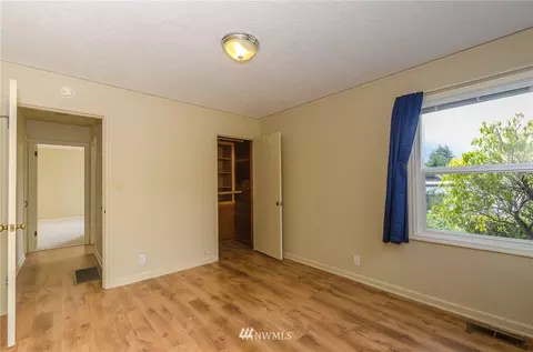 812 E Main St, Centralia, WA 98531 photo 10