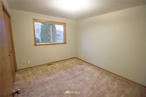 1815 Garfield St, Enumclaw, WA 98022 photo 11
