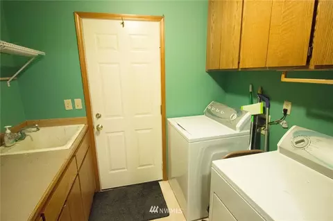 1815 Garfield St, Enumclaw, WA 98022 photo 16