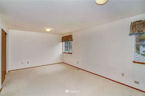 528 212th St SW, Bothell, WA 98021 photo 19