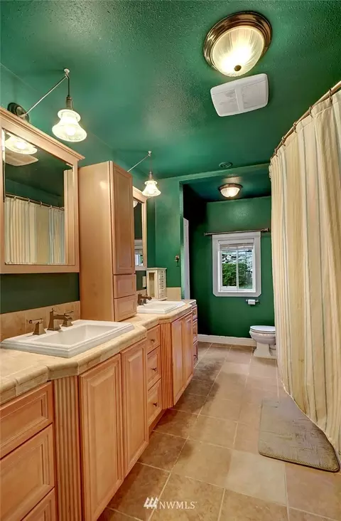 16606 51st Ave SE, Bothell, WA 98012 photo 13