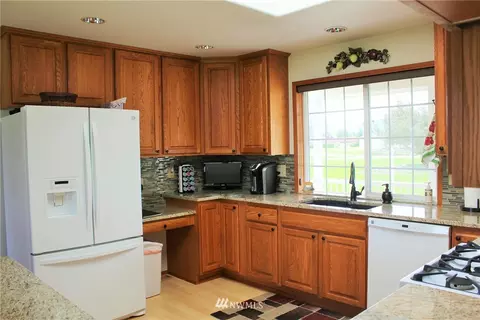 72 John Carl Rd, Sequim, WA 98382 photo 2