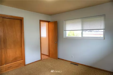 5009 View Dr, Everett, WA 98203 photo 12