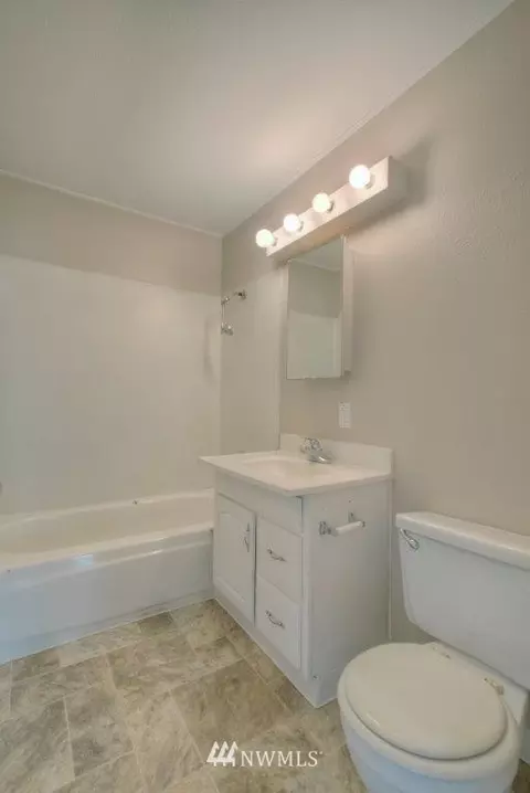 14320 29th St E, Sumner, WA 98390 photo 6