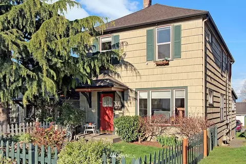 2315 Rockefeller Ave, Everett, WA 98201 photo 1