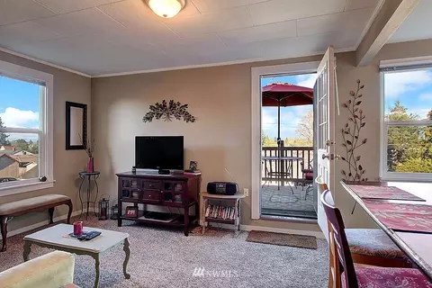 2315 Rockefeller Ave, Everett, WA 98201 photo 9