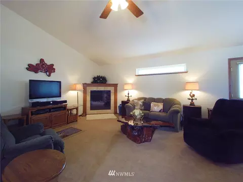 111 Choice Loop, Sequim, WA 98382 photo 4