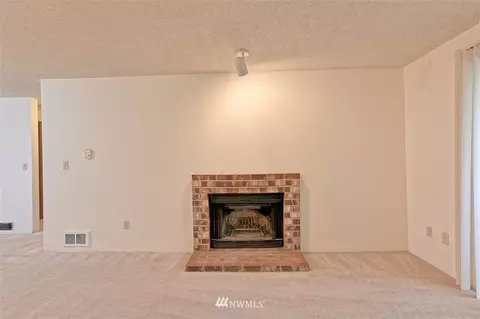 12906 8th Ave W #E303, Everett, WA 98204 photo 4