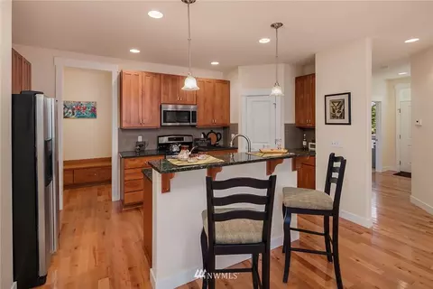 13816 N Pointe Cir, Mill Creek, WA 98012 photo 4