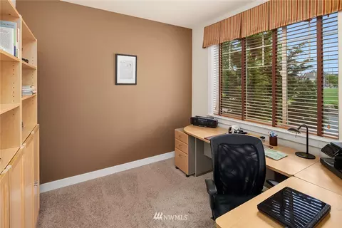 13816 N Pointe Cir, Mill Creek, WA 98012 photo 2