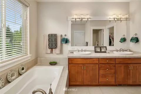13816 N Pointe Cir, Mill Creek, WA 98012 photo 13