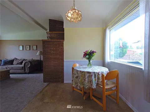 442 W Hammond St, Sequim, WA 98382 photo 7