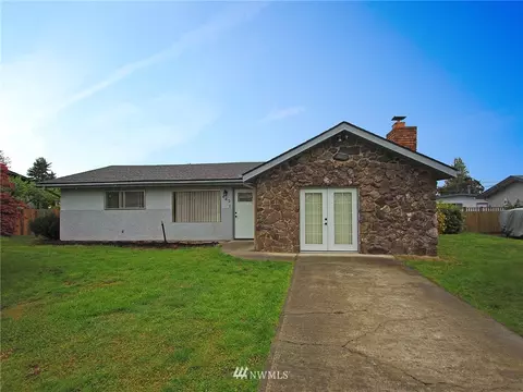 442 W Hammond St, Sequim, WA 98382 photo 1