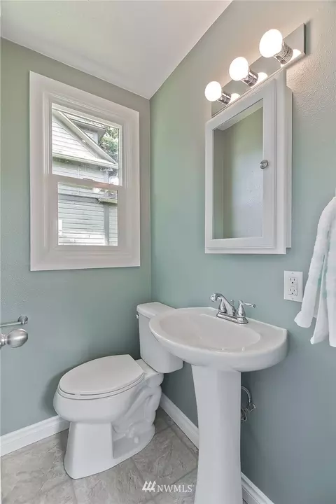 3223 Oakes Ave, Everett, WA 98201 photo 13