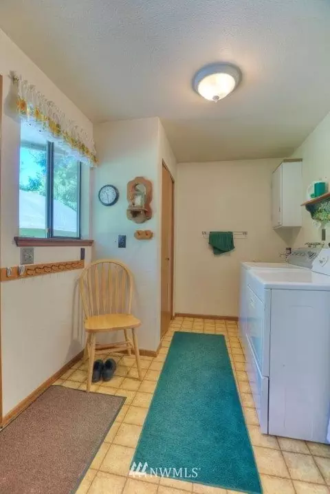 27212 SE Mud Mountain Rd, Enumclaw, WA 98022 photo 17