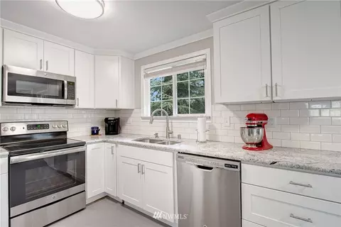 8804 NE 203rd Pl, Bothell, WA 98011 photo 8