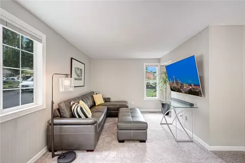 8804 NE 203rd Pl, Bothell, WA 98011 photo 12
