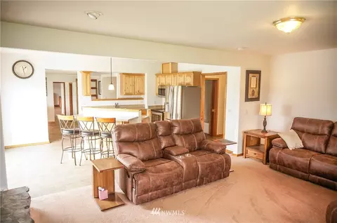 357 E Forest Napavine Rd, Chehalis, WA 98532 photo 3