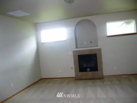 1102 Eagle Ave SW, Orting, WA 98360 photo 3