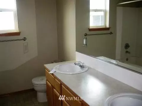 1102 Eagle Ave SW, Orting, WA 98360 photo 7