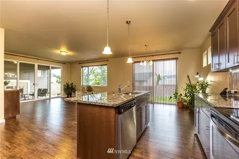 305 Balmer St SW, Orting, WA 98360 photo 7