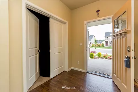 305 Balmer St SW, Orting, WA 98360 photo 5
