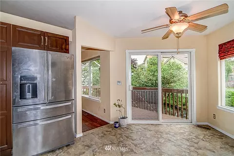 8916 W Mall Dr, Everett, WA 98208 photo 8