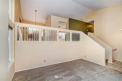 8916 W Mall Dr, Everett, WA 98208 photo 4