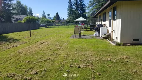1841 Florence St, Enumclaw, WA 98022 photo 3