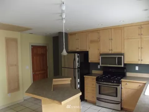 3725 Rockefeller Ave, Everett, WA 98201 photo 9
